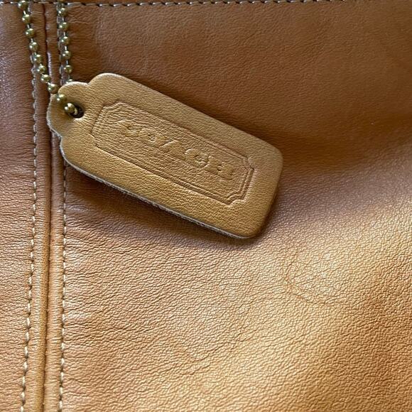 Vintage Coach 4065 British Slouchy Fall Tote Made in USA Quiet Luxury Classic - Picture 3 of 15